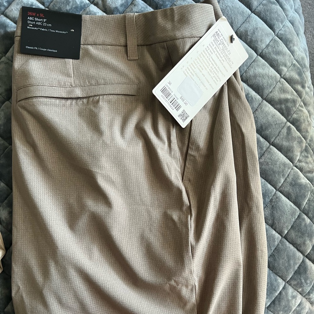 Lululemon Men’s ABC Classic Fit Short Woven Air NWT